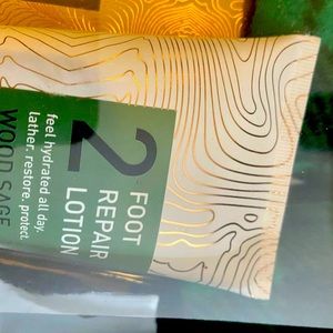 Unwind Studio spa gift box